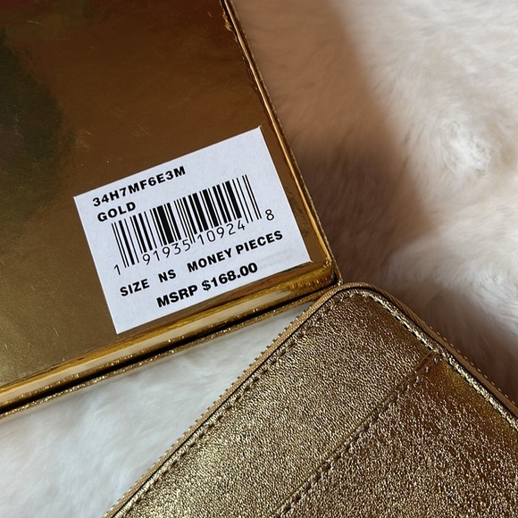 NWT and box | Michael Kors Gold wallet - Picture 8 of 9